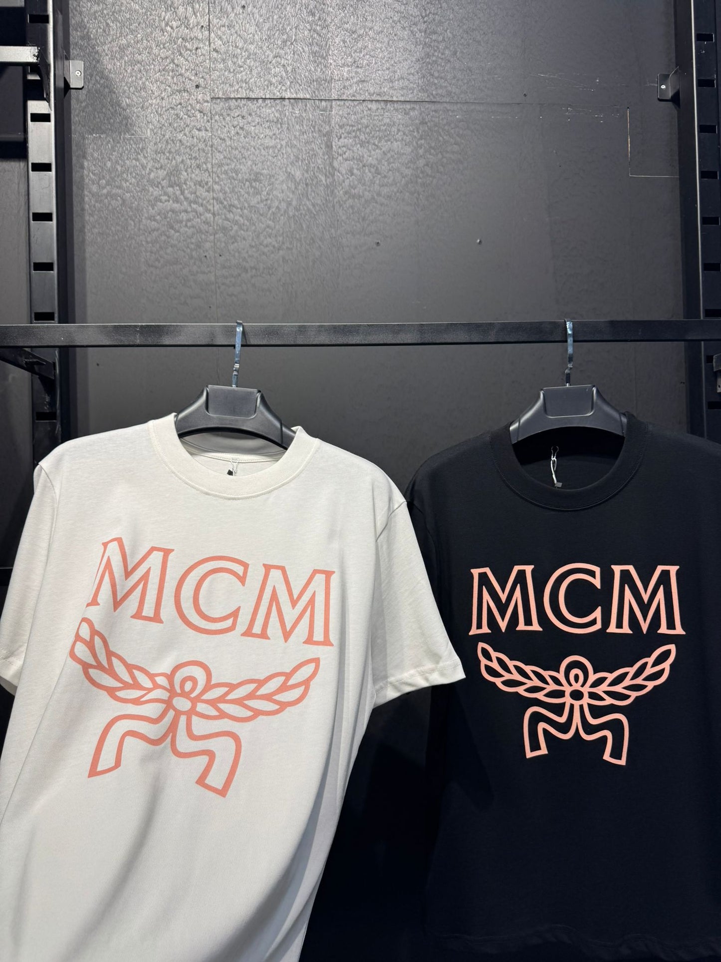 MCM T-SHIRT