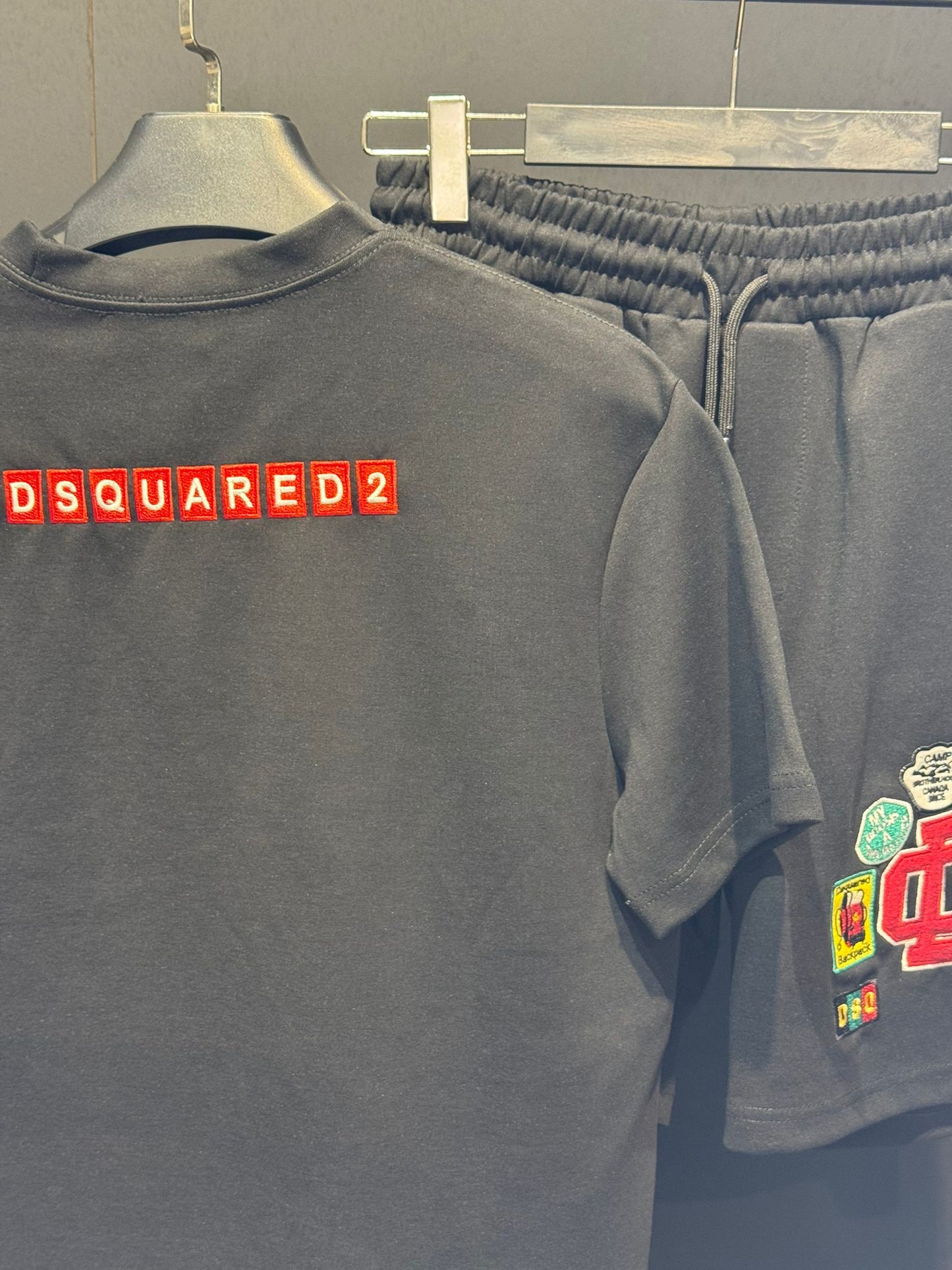 DSQUARED2 ŞORTLU-TAKIM