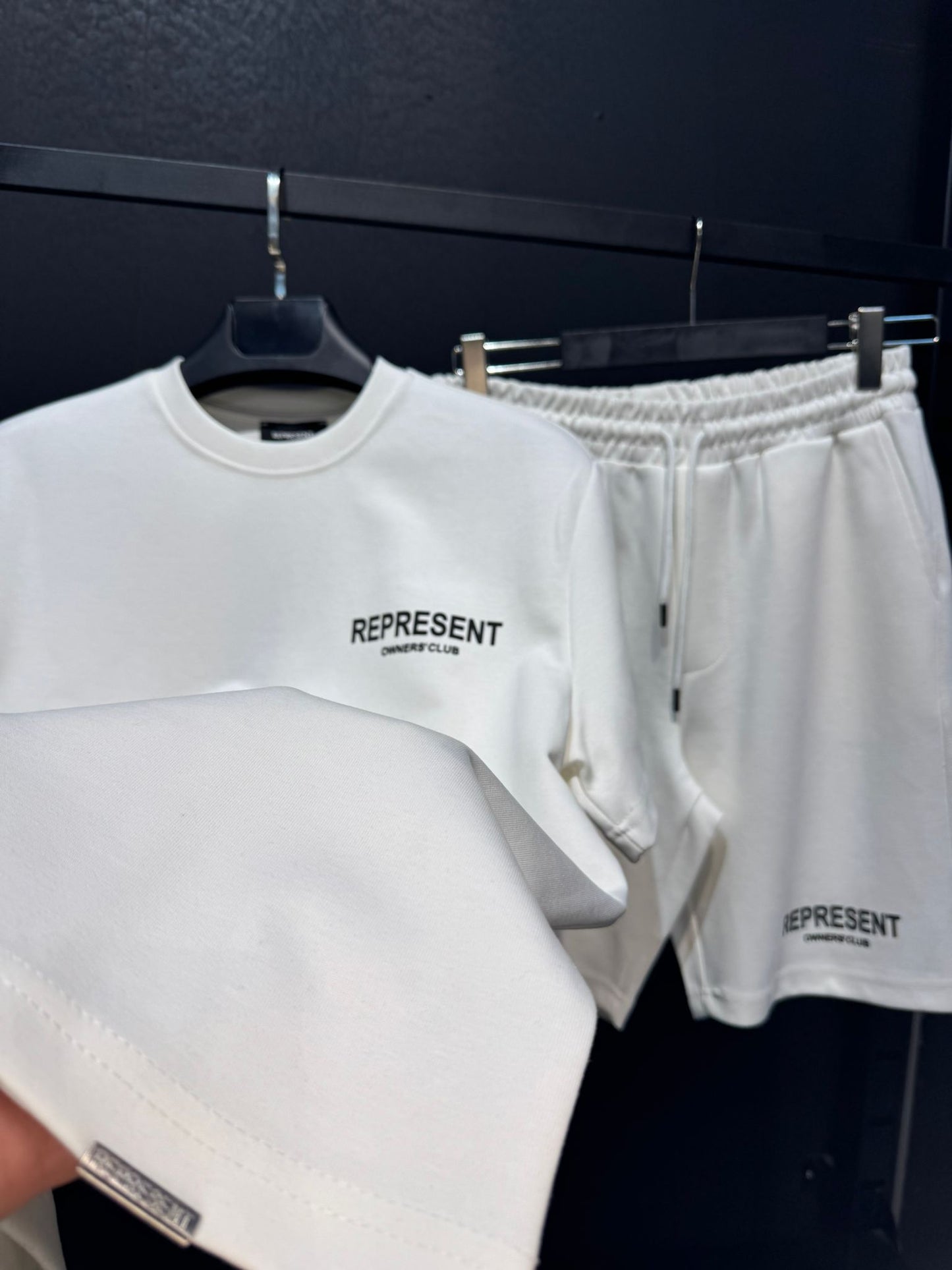 REPRESNT ŞORTLU TAKIM