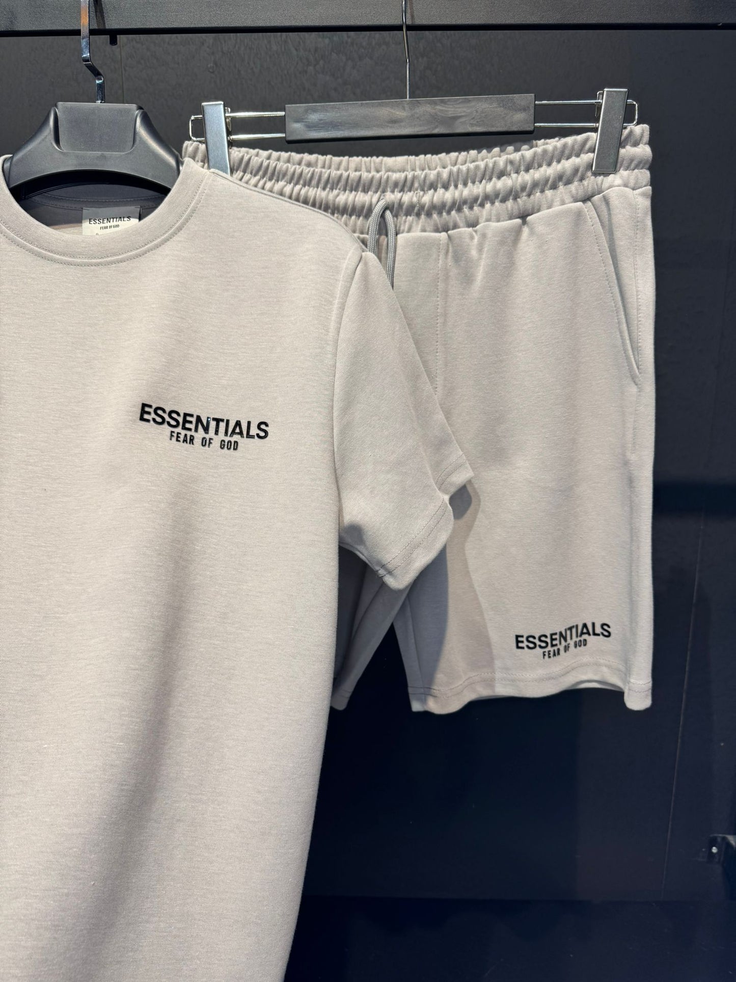 ESSENTİALS ŞORTLU-TAKIM