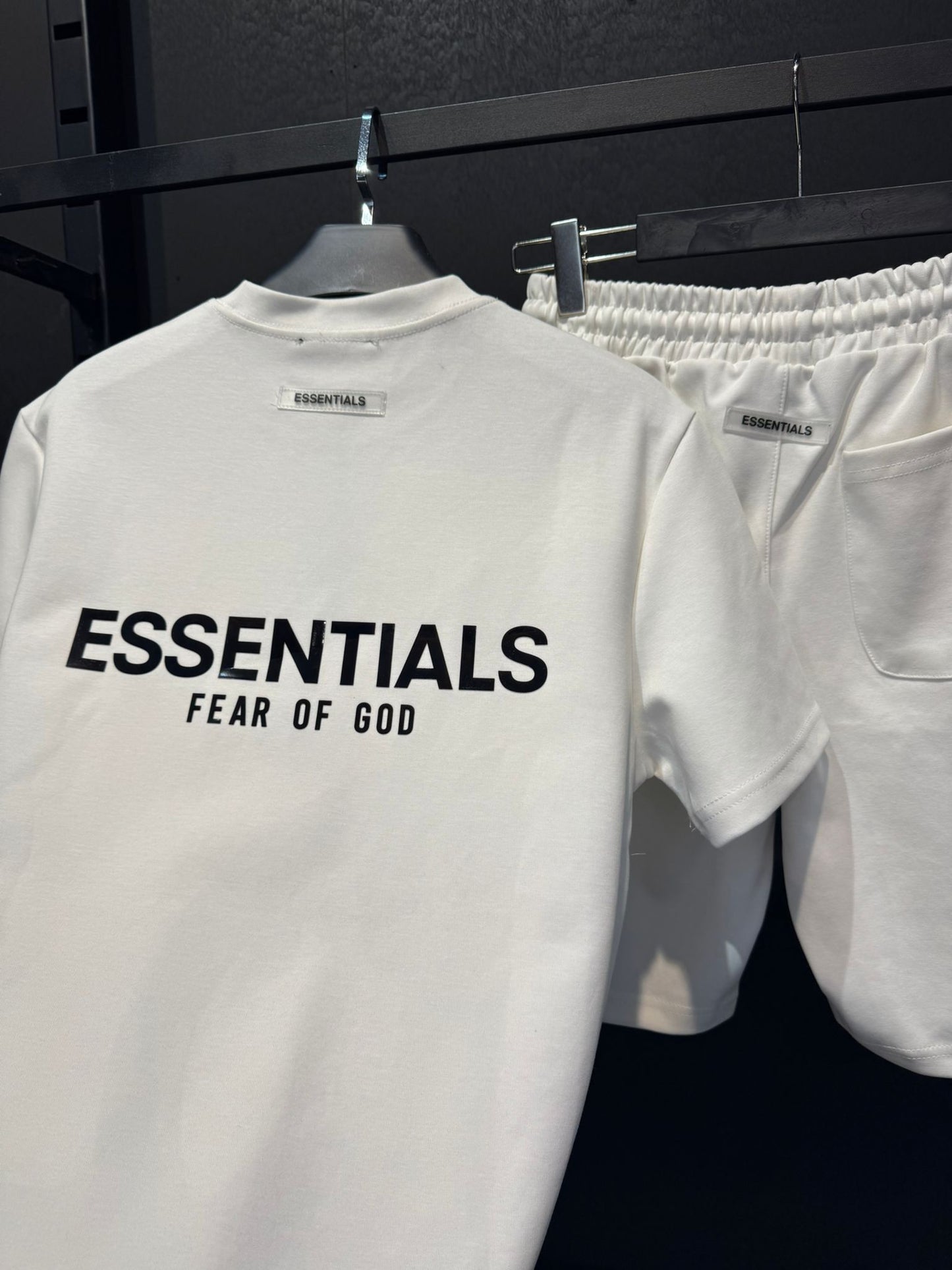 ESSENTİALS ŞORTLU-TAKIM