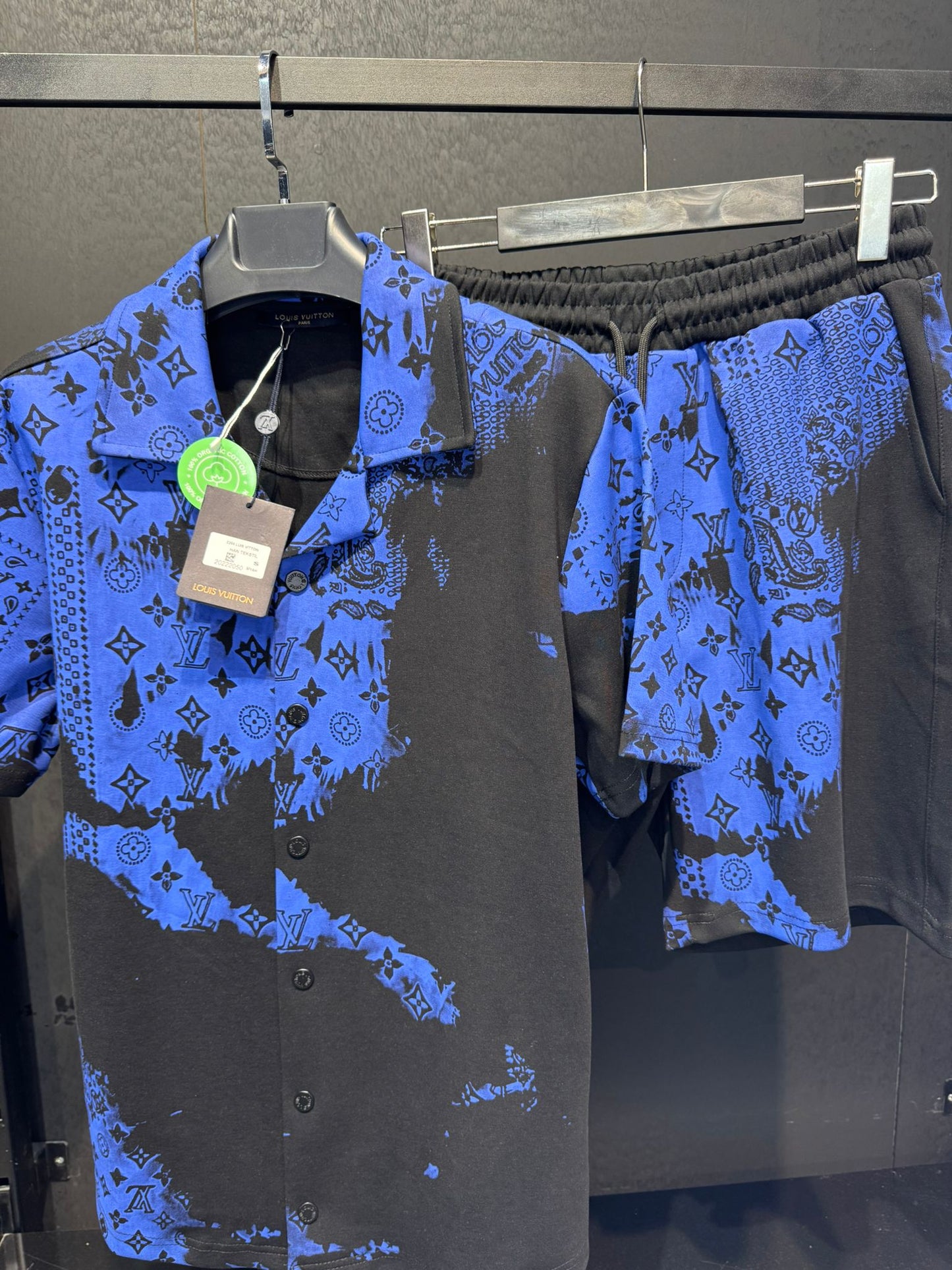 LOUIS VUITTON  GÖMLEKLİ TAKIM