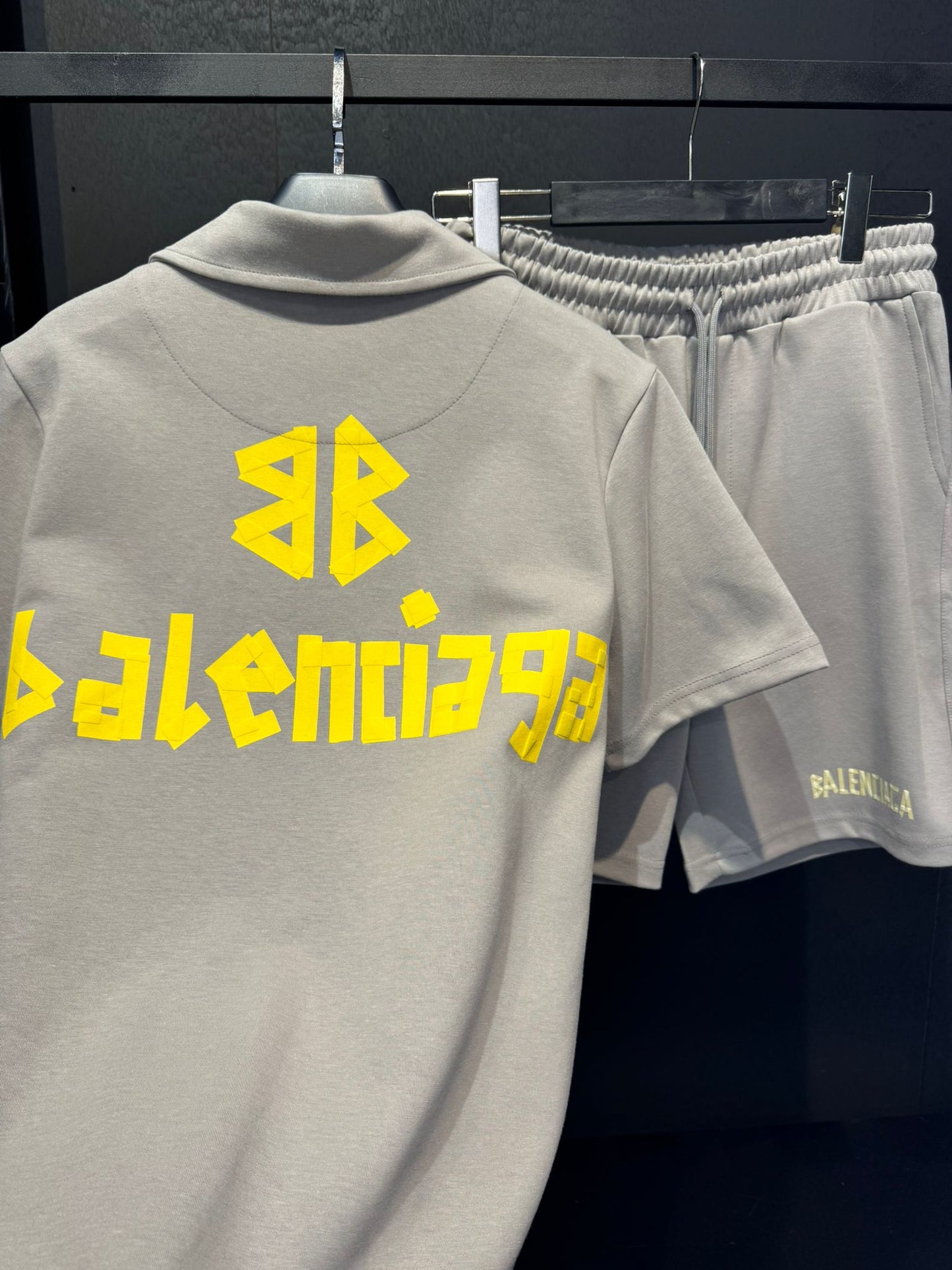 BALENCİAGA GÖMLEKLİ TAKIM